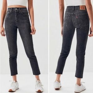 Levi’s Wedgie Skinny Black Jeans Size 24